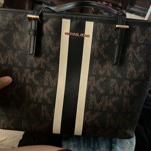 Michaels kors purse with wallet